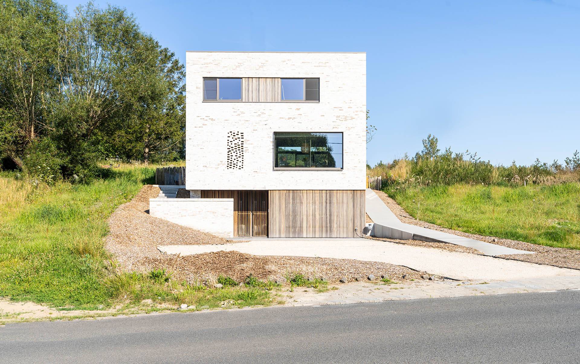 nieuwbouw Herne | Nieuwbouw vangt niveauverschillen op banner